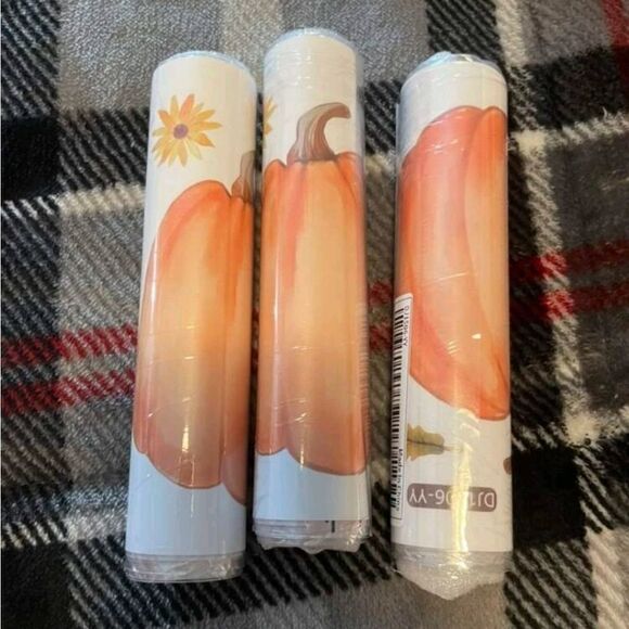 Pumpkin 🎃 and Leaf Wall/Window Stickers - Picture 3 of 4